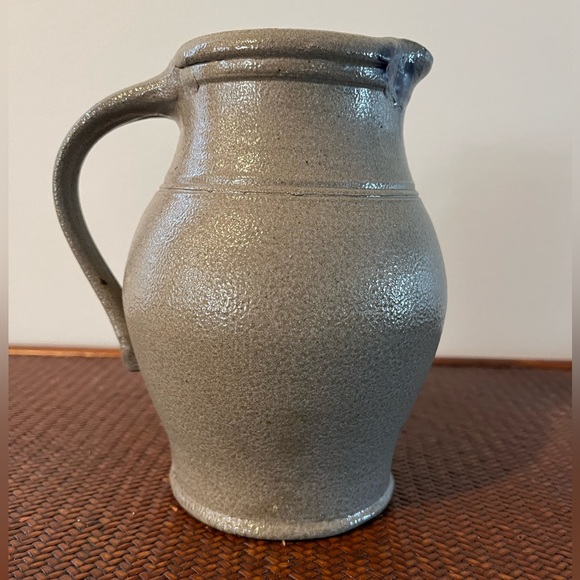 Vintage Salt Glazed Pitcher Rowe Pottery Works 1999 Blue Heart - Picture 4 of 7